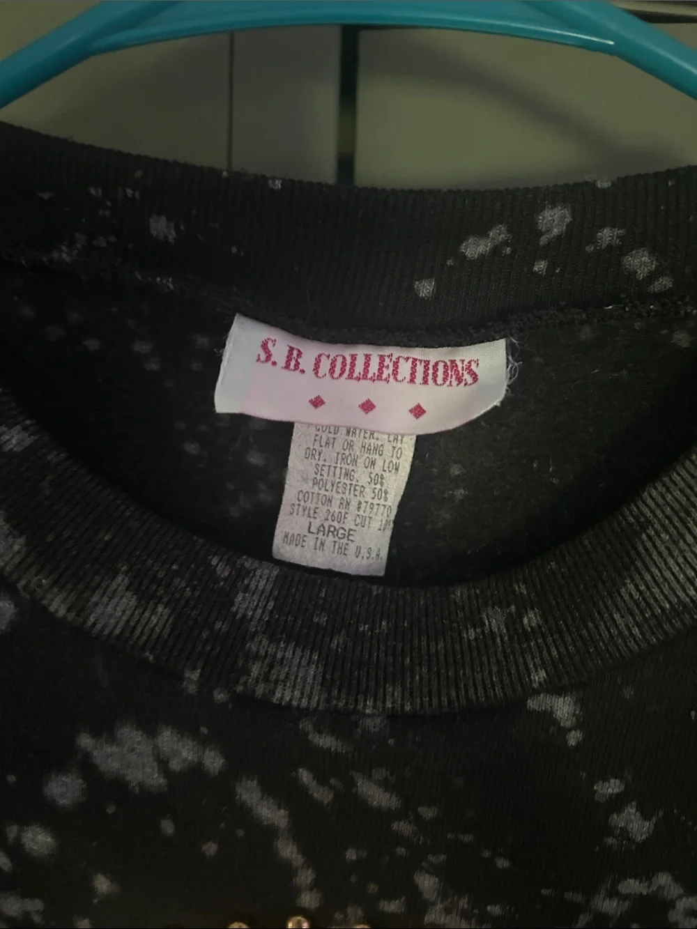 Studded Black Splatter crewneck Sweatshirt with statement shoulders - Picture 3 of 4